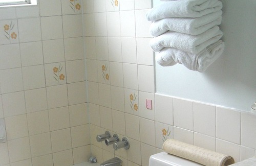 Port Alberni Hotel | Alberni Inn