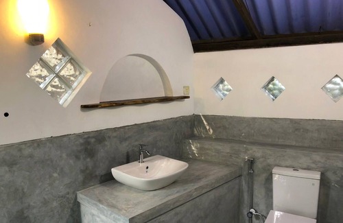 Pottuvil Division 2 Hotel | Albero Cabanas