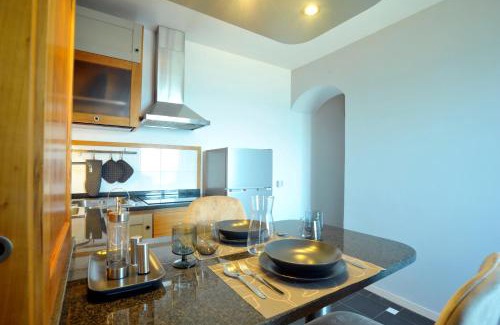 Bussana Apartamento | Albero Maestro on Bussana seaside