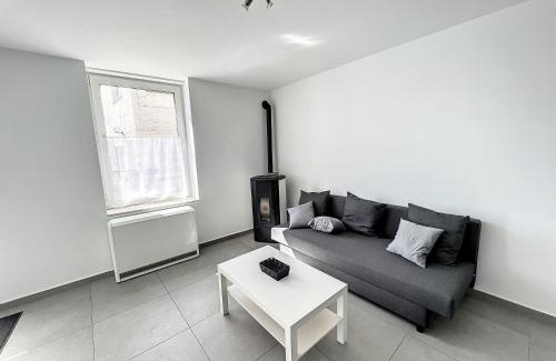 Ransart Casa | Albert 18 Brussels-charleroi-airport