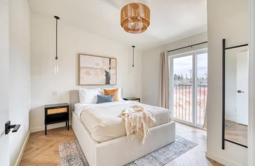 Alberta Arts District Casa | AlbertaArts Happy Place Townhome - 91 WalkScore