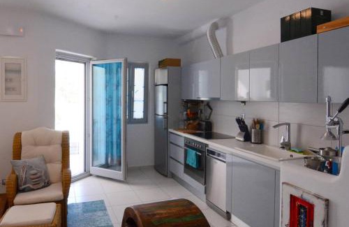 Agios Prokopios Casa | Albion, Cosy Two Storey Apartment, Stelida Naxos