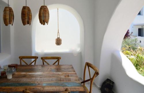 Agios Prokopios Casa | Albion, Cosy Two Storey Apartment, Stelida Naxos
