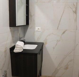 Sheqi i Vogel Casa | Albora Guest House 2
