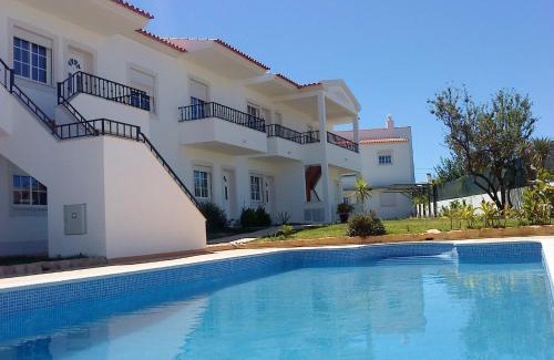 Pata de Baixo Apartamento | Albufeira 2 bedroom apartment 5 min from Falesia beach and close to center I