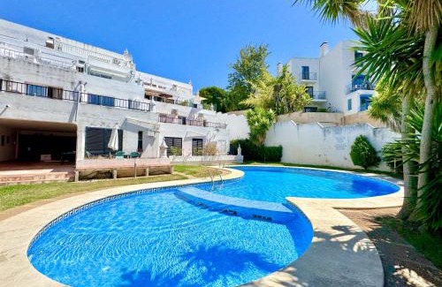 Patio Apartamento | Albufeira Amazing View With Pool by Homing