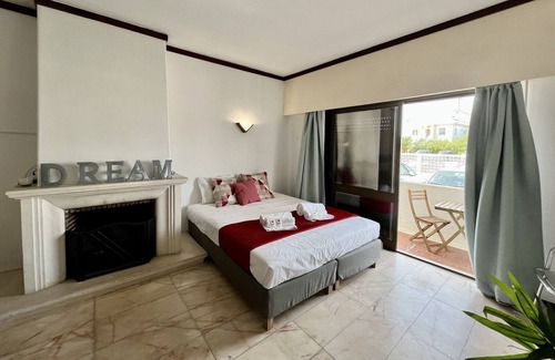 Areias de Sao Joao Apartamento | Albufeira Central 3 With Pool by Homing