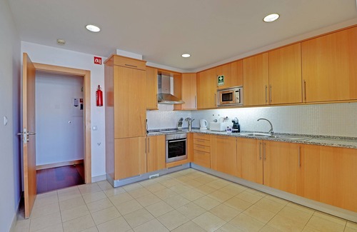 Montechoro Apartamento | Albufeira Modern 1 With Pool by Homing
