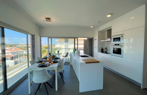 Correeira Apartamento | Albufeira Panoramic View With Pool by Homing