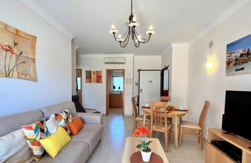 Correeira Apartamento | Albufeira Terrace With Pool by Homing