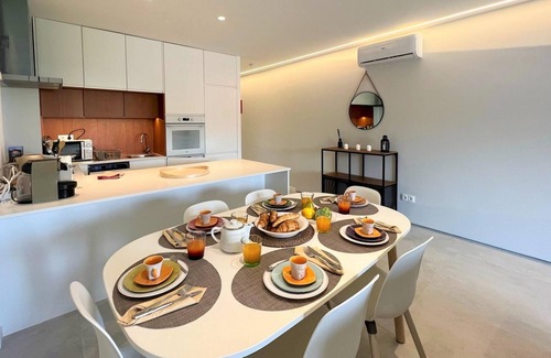 Areias de Sao Joao Apartamento | Albufeira Twins 1 With Pool by Homing