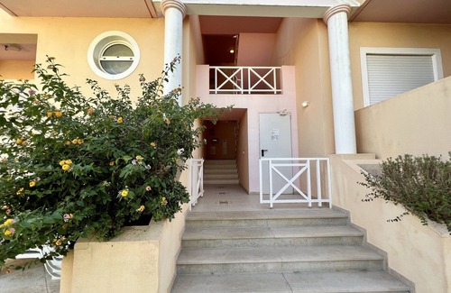 Pata de Baixo Apartamento | Albufeira Valley 1 With Pool by Homing
