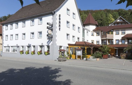 Fridingen an der Donau Apartamento | Albzimmer con ducha y WC