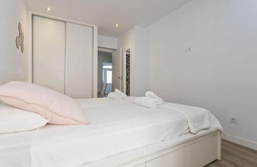 Cotos Apartamento | Alcam Castellana La Paz Madrid