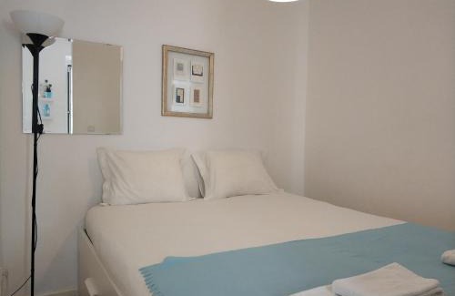 Santo Amaro Apartamento | Alcantara Quiet & Calm in Lisbon