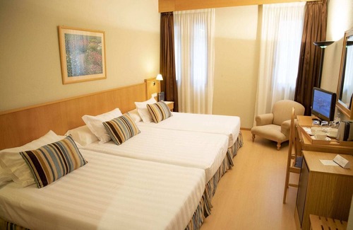 Vilagarcía de Arousa Hotel | Alda Castelao