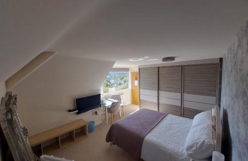 Briggswath Cama Y Desayuno | Aldebaran B&B