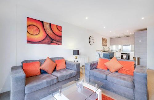 Bray on Thames Apartamento | Alder House Serviced Apartment Maidenhead by 360stays
