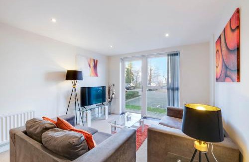 Bray on Thames Apartamento | Alder House Serviced Apartment Maidenhead by 360stays