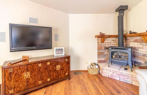 Bass Lake Casa | Alder Lake View Lodge