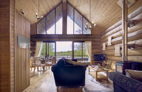 Thurstonfield Casa | Alder Lodge with Hot-tub