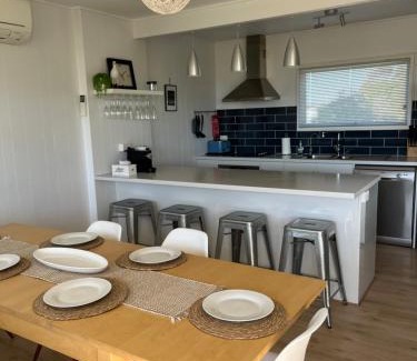 Aldinga Beach Casa | Aldinga Beach Break - C21 SouthCoast Holidays