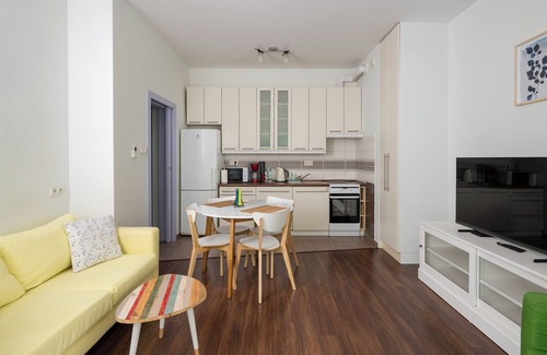 Wlochy Apartamento | Aleja Krakowska Homely Apartment