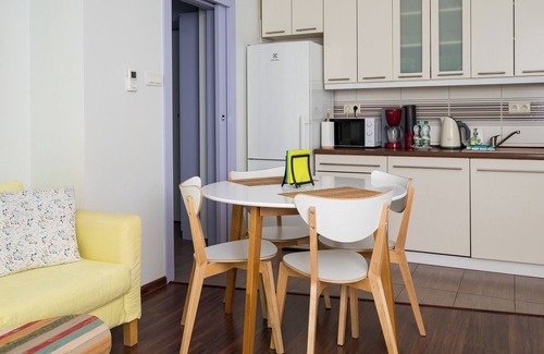 Wlochy Apartamento | Aleja Krakowska Homely Apartment