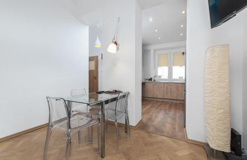 Srodmiescie Południowe Apartamento | Aleja Szucha 11 by Homeprime