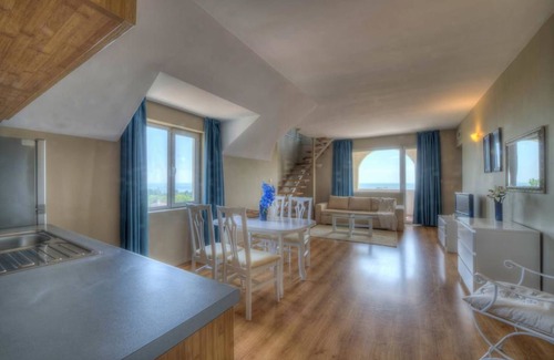 Primorski Hotel | Alekta Hotel
