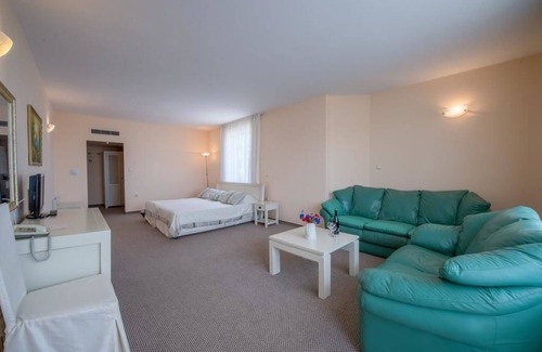 Primorski Hotel | Alekta Hotel