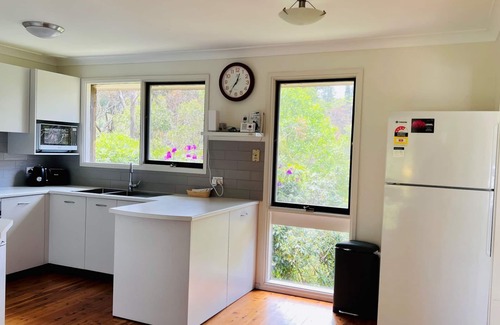 Blackheath Casa | Alencon | Charming home with 2 Fireplaces in a bush setting