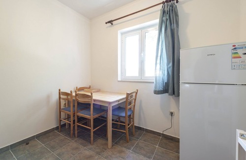 Dubrava Apartamento | Alenka 4- Beachfront apartment,direct beach access