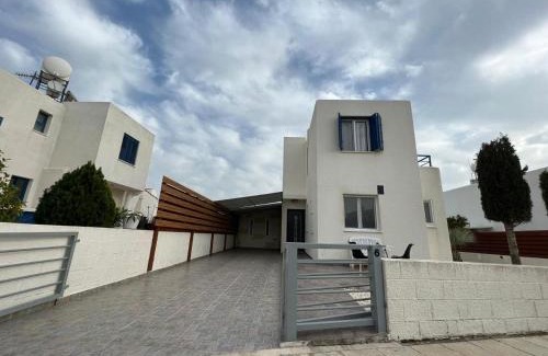 Chlorakas Casa | Alex Holiday Home by the sea