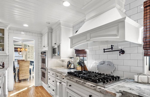 Swansboro Casa | Alex Moore House - Historic Swansboro, Historic Home - What Could Be Finer!