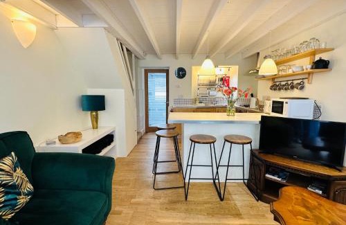 Mabe Casa | Alexander cottage