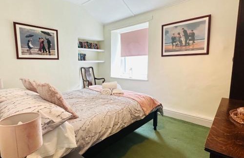 Mabe Casa | Alexander cottage