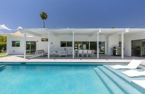 Palm Springs Villa | Alexander on Bedford by ACME House Company
