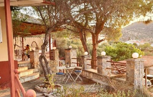 Volos Casa | Alexander's
