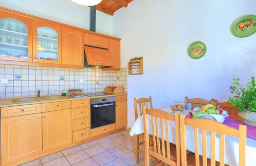 Agios Stefanos Apartamento | Alexandra Bay Front: Sea Views, WiFi, A/C, Sleeps 6