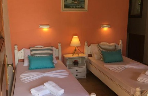 Dassia Apartamento | Alexandra's Studios and Apartments