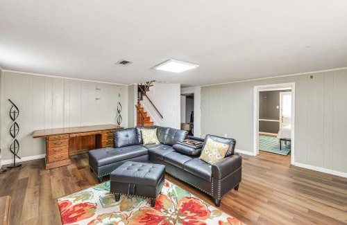 Mount Vernon Casa | Alexandria, Mt Vernon Home by Hikes, Bikes and Sites