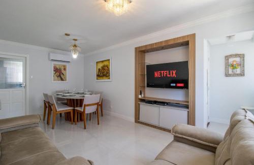 Centro Apartamento | ALF132A - Quadra-mar, 3 DR, Totalmente Climatizado