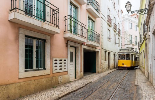 Santo Estevao Apartamento | Alfama Modern Two-Bedroom Apartment w/ River View and Parking - by LU Holidays