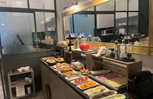Sant' Ambrogio Hotel | Alfieri9