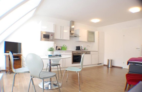 Funfhaus Apartamento | Alga Apartments am Westbahnhof