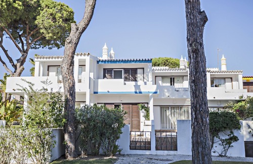 Vale do Garrao Villa | 500m de la playa Villa w / Jacuzzi privado