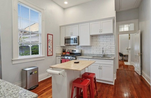 Algiers Point Casa | Algiers Point Historic 2BD Beauty Steps to Ferry