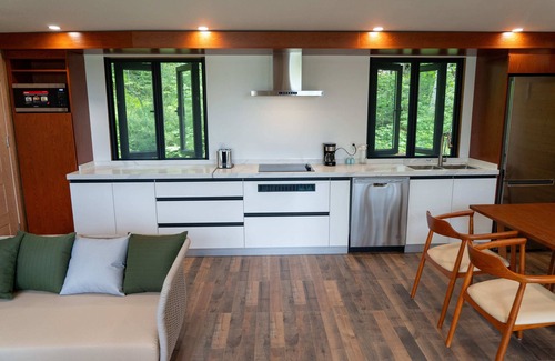 South Algonquin Cabina | Algonquin's Edge Resort | Waterview 4