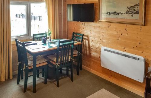 Tilney Fen End Casa | Algwen Cabin